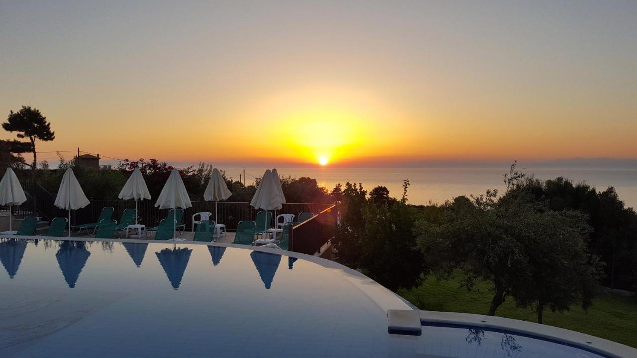 Livadaki Village Hotel Skala  Exteriör bild