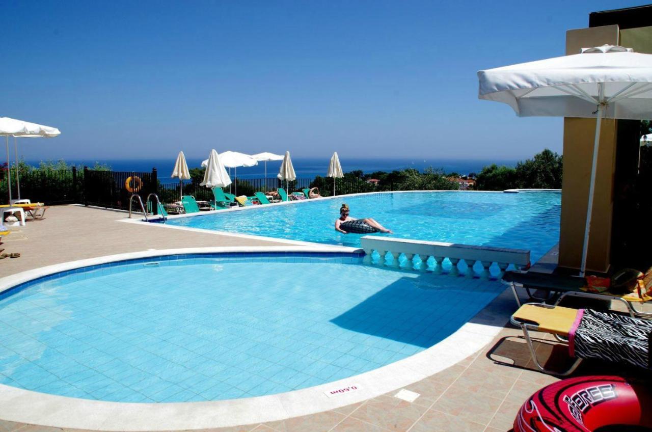 Livadaki Village Hotel Skala  Exteriör bild