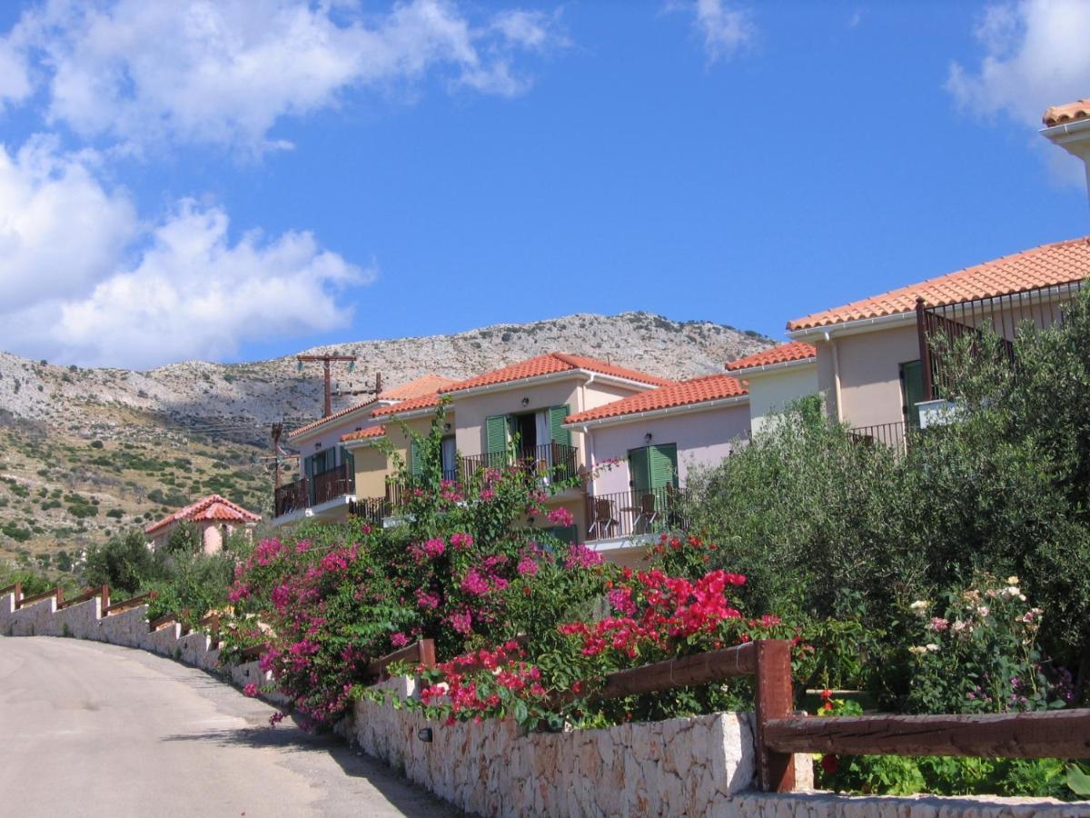 Livadaki Village Hotel Skala  Exteriör bild