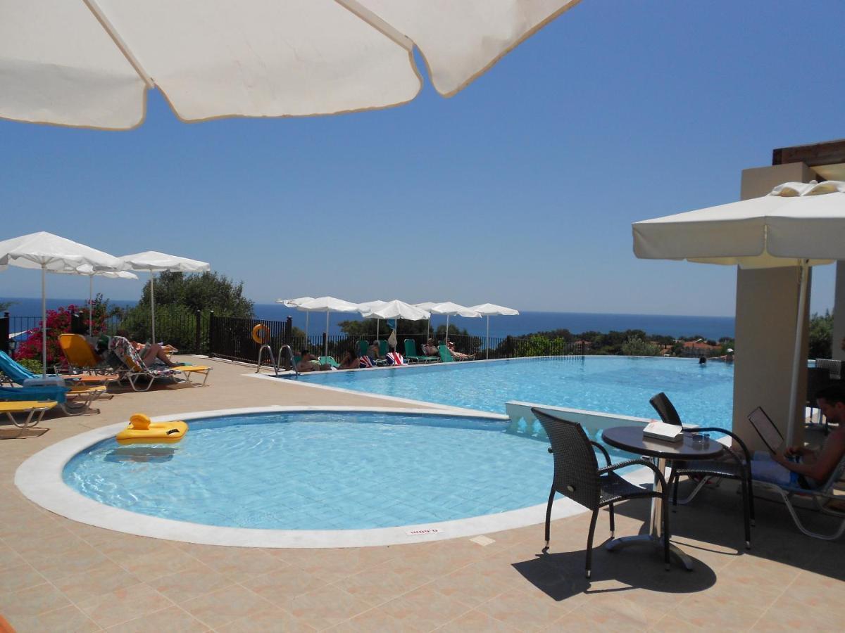 Livadaki Village Hotel Skala  Exteriör bild